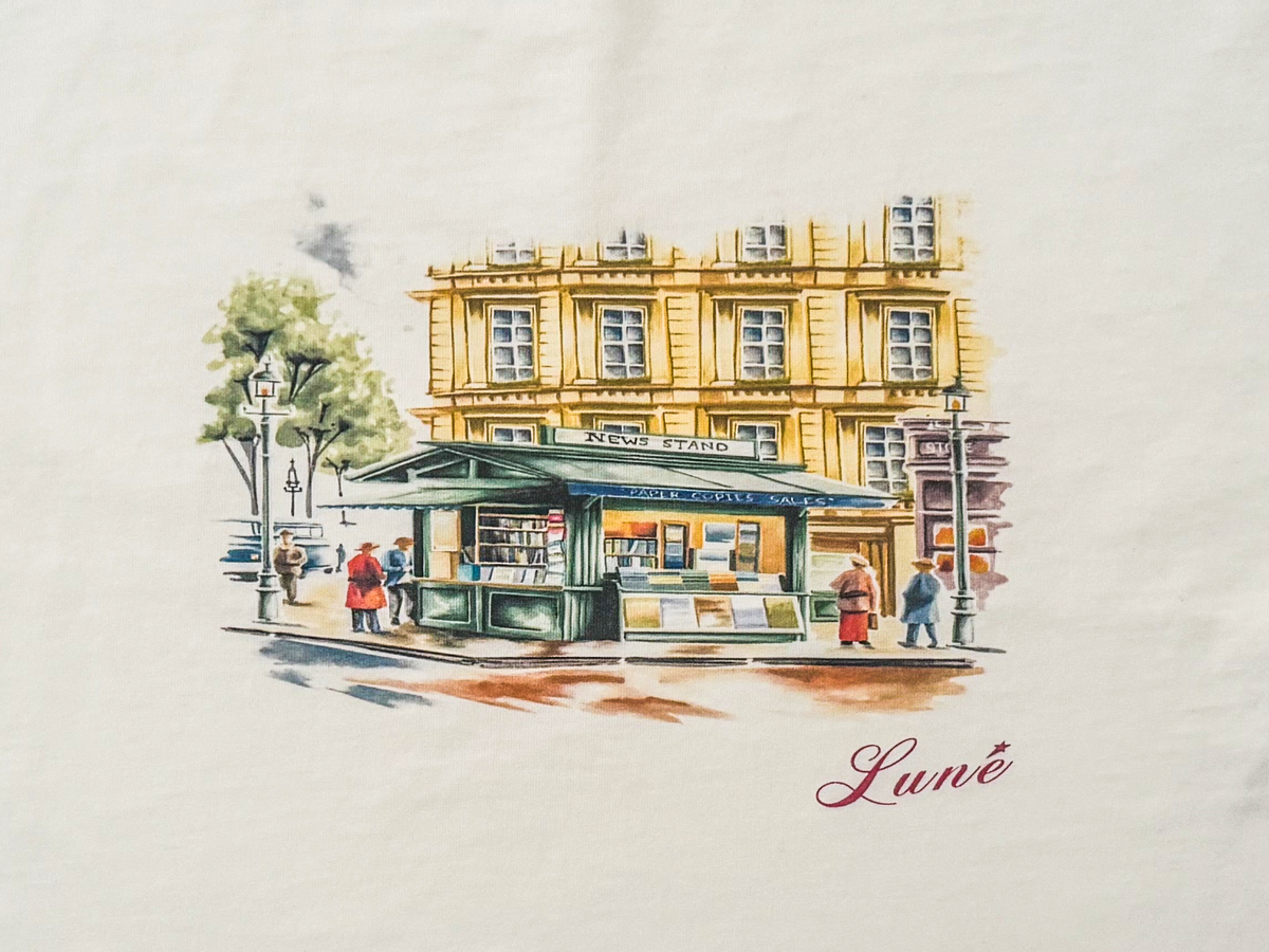 News stand tee